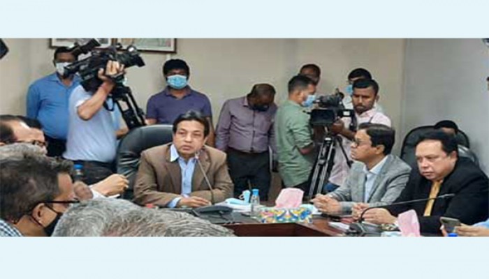 সিদ্ধান্ত ছাড়াই শেষ বাসে হাফ ভাড়া বিষয়ে বসা বৈঠক