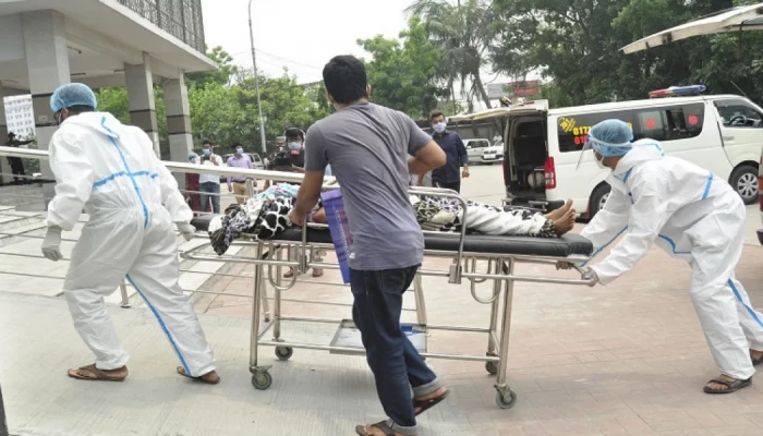 যেভাবে ধরা পড়লো ৪০ কেজির কার্প মাছ কুমিল্লা প্রতিনিধি