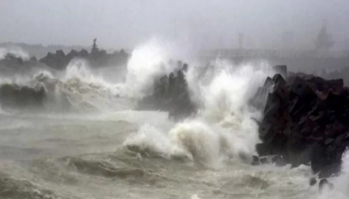 ঘূর্ণিঝড় জাওয়াদ: সাগরে ৩ নম্বর স্থানীয় সংকেত