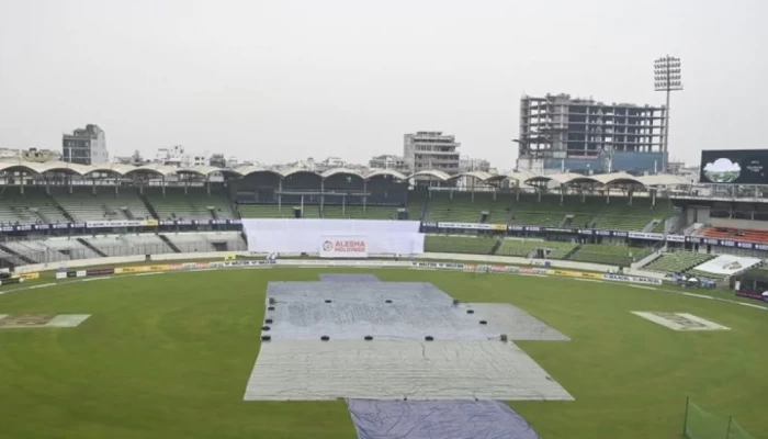 মিরপুরে আবারও বৃষ্টির হানা, খেলা বন্ধ