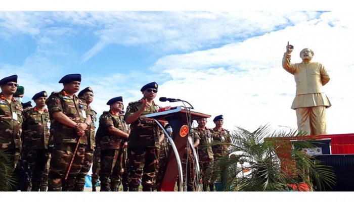 সিলেট সেনানিবাসে বঙ্গবন্ধুর ভাস্কর্য ‘বজ্রকন্ঠ’র উদ্বোধন