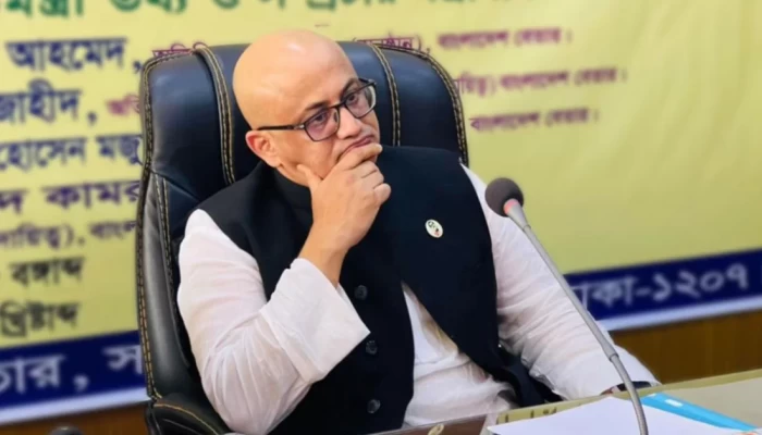 জেলা আওয়ামী লীগ থেকে মুরাদ হাসানকে অব্যাহতি
