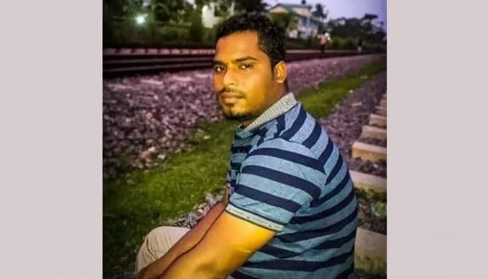 পাঁচবিবিতে থানার সামনে ছাত্রদল নেতার ওপর হামলা, পরে মৃত্যু