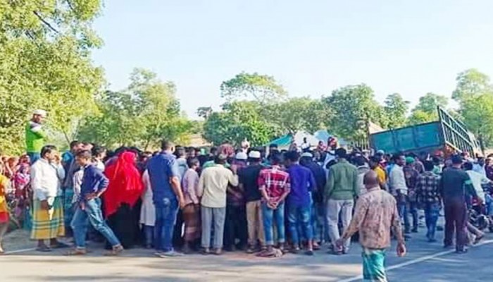 জাফলংয়ে ট্রাকের ধাক্কায় প্রাণ গেল দুই পর্যটকের