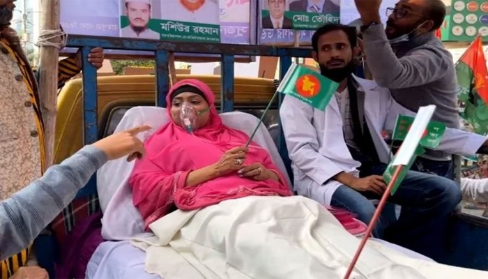 বিজয় র‌্যালিতে প্রতীকী উপস্থিতি অসুস্থ খালেদা জিয়ার