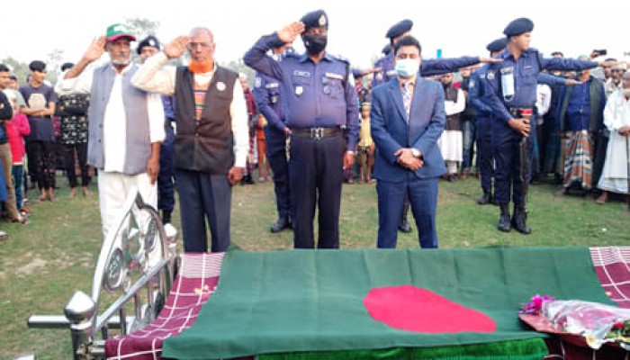 জুড়ীতে বীরমুক্তিযোদ্ধা আব্দুর রহিমের দাফন সম্পন্ন