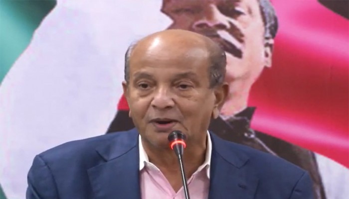 দেশটাকে লুটেপুটে খাচ্ছে আমলারা, কামাল মজুমদারের বক্তব্য ভাইরাল