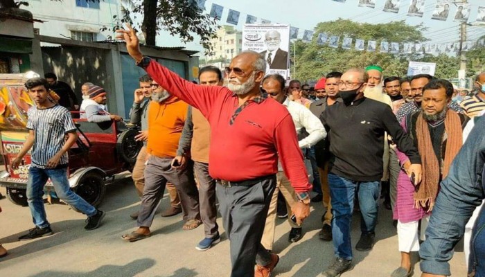 করোনার মধ্যেও ট্যাক্স বেড়েছে নাসিকে : তৈমুর