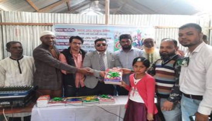 জাফলং গুচ্ছগ্রাম প্রাথমিক বিদ্যালয়ে বই বিতরণ উৎসব ও আলোচনা সভা অনুষ্ঠিত