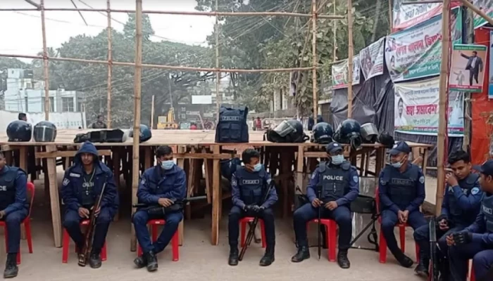 কক্সবাজারে ১৪৪ ধারা, কঠোর অবস্থানে প্রশাসন