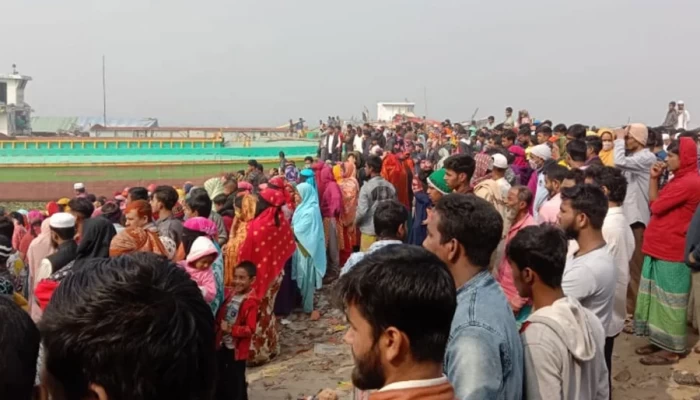 নারায়ণগঞ্জে ট্রলারডুবির ঘটনায় মা-মেয়েসহ ৪ জনের লাশ উদ্ধার