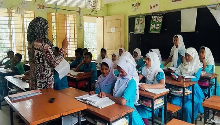 এখনই শিক্ষাপ্রতিষ্ঠান বন্ধ নয়